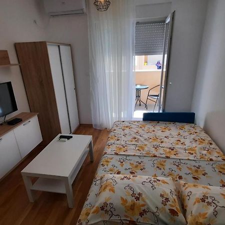 Apartman Seka Lägenhet Podgorica Exteriör bild