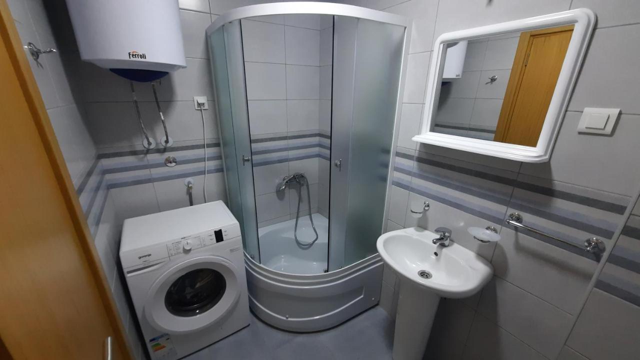 Apartman Seka Lägenhet Podgorica Exteriör bild
